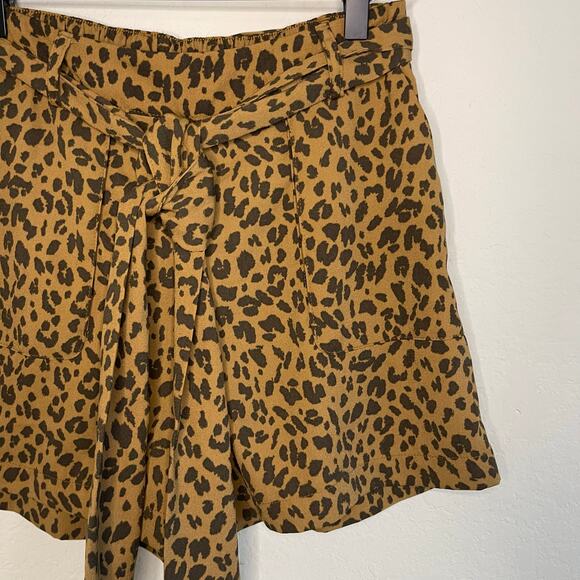 A New Day Animal Print Brown Belted Shorts - Size S - Picture 2 of 5